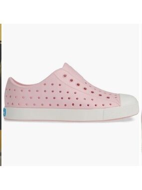 Native Sneakers Jefferson Milk Pink Shell White Water Play Infant Baby Size 5